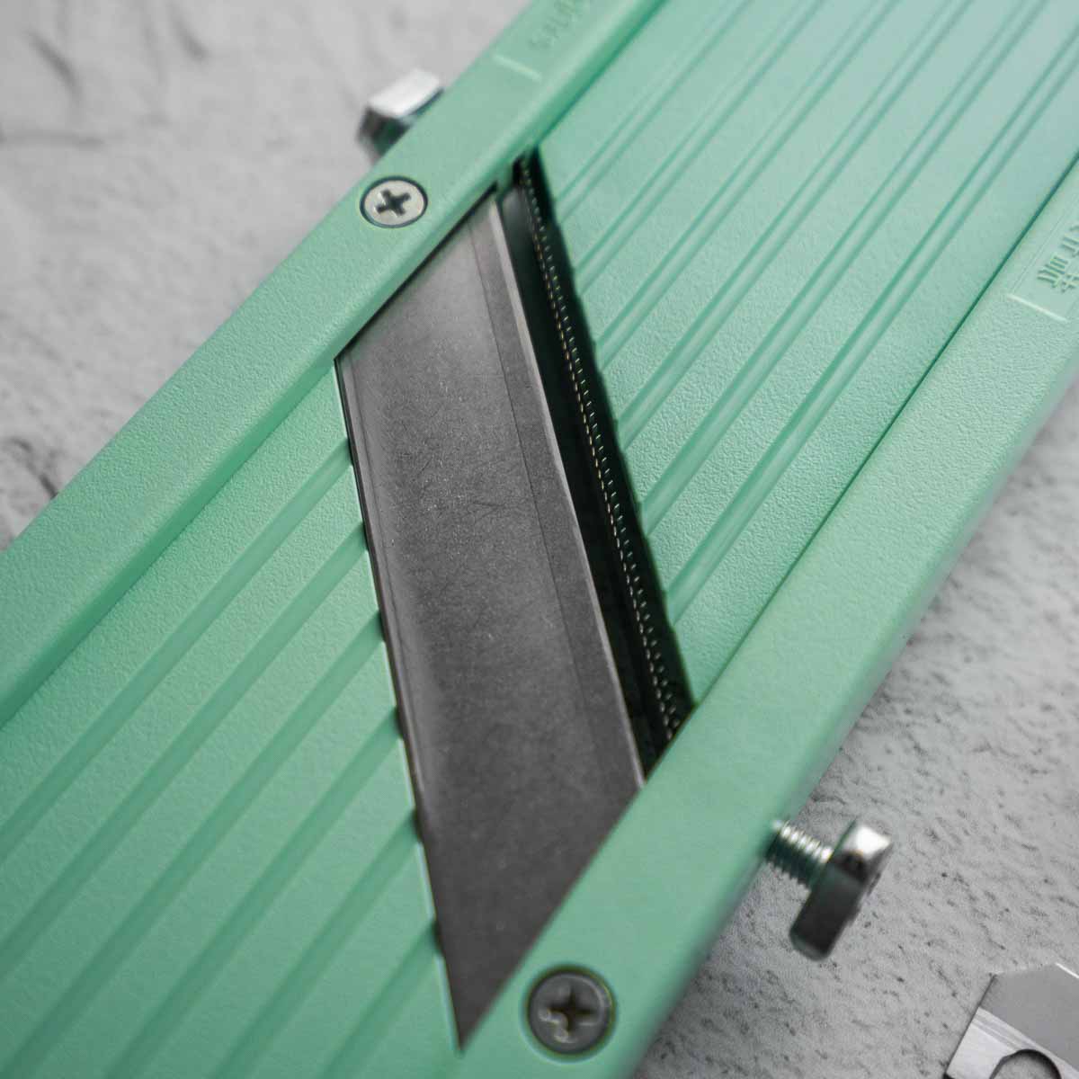 Benriner Classic Mandoline Slicer - Green - Image 2