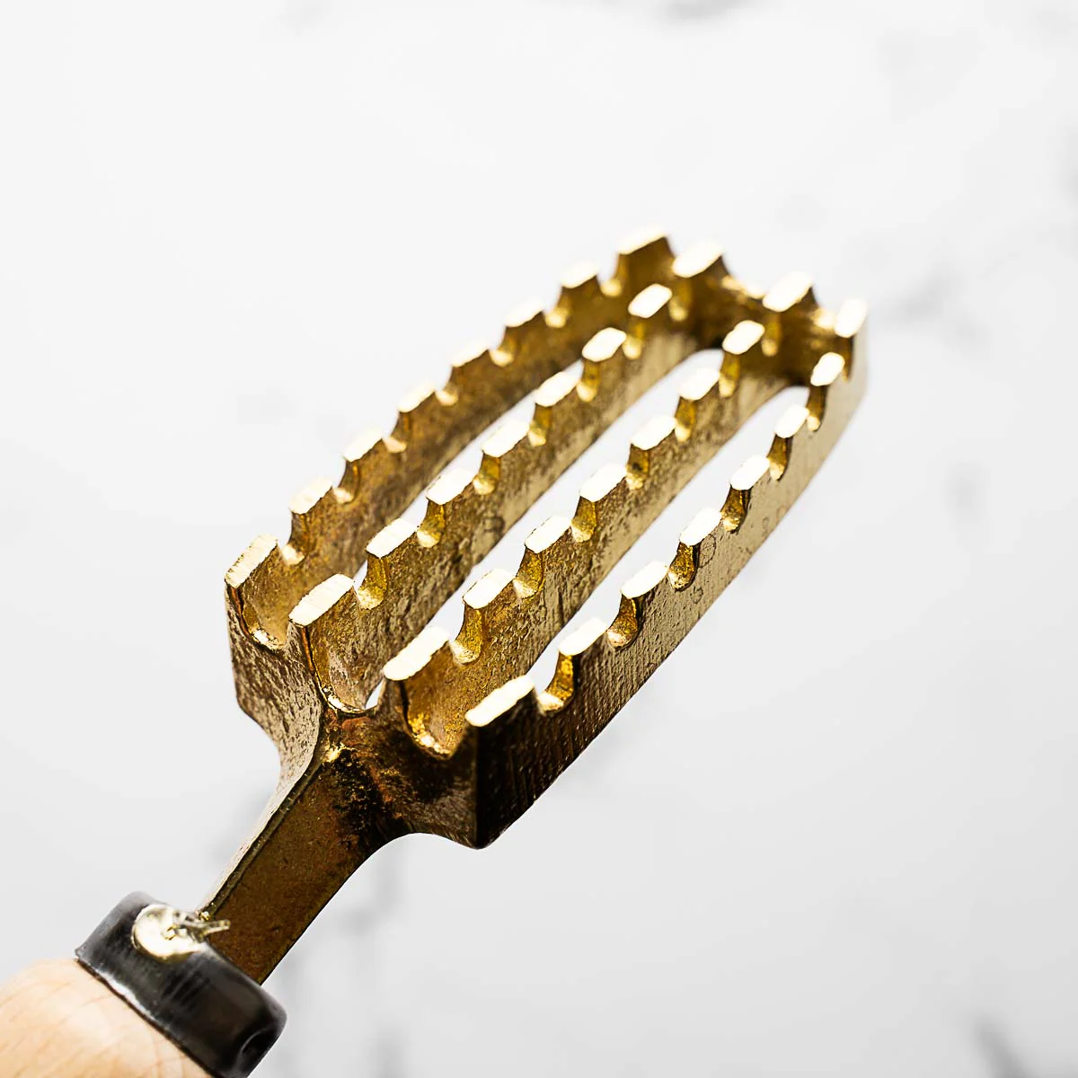 Brass Fish Scaler - Large - Image 3