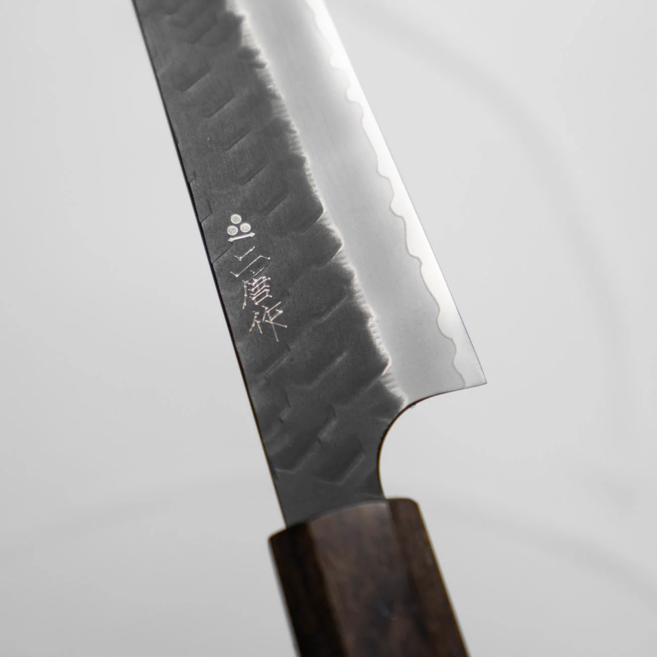 Nigara Hamono SG2 Kurouchi Tsuchime Kiritsuke Petty 150mm - Ebony - Image 4