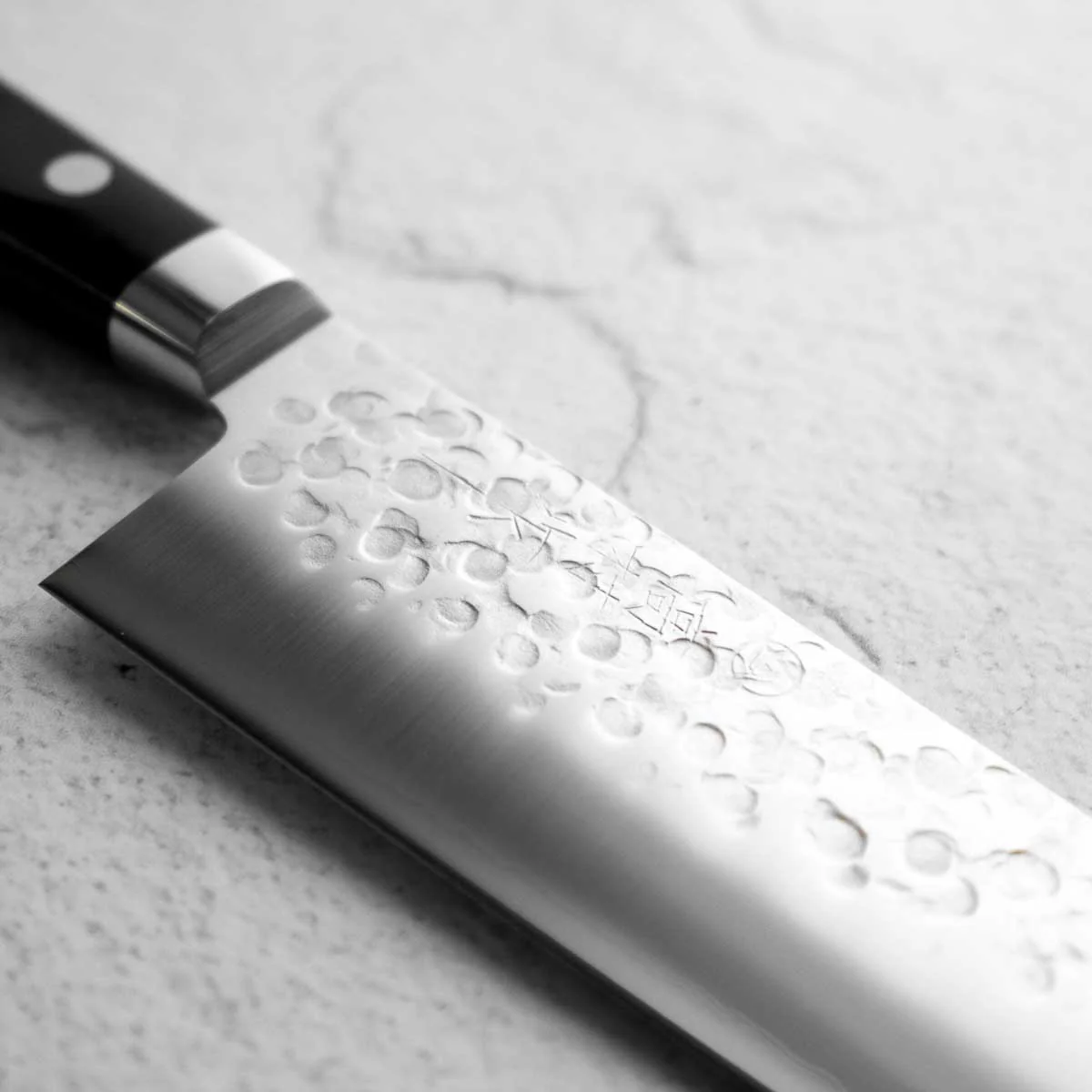 Takamura Migaki VG10 Tsuchime Santoku 170mm - Image 4