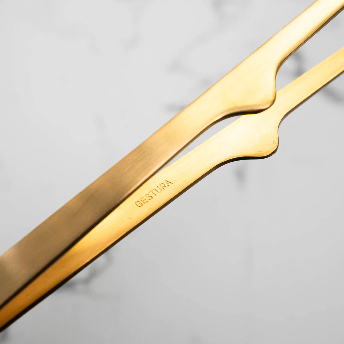 Gestura Stando Tweezer - Gold - Image 5