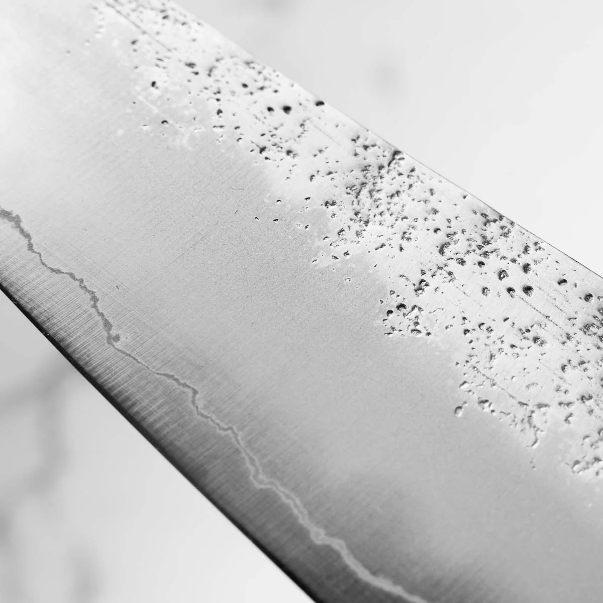 Hajimaru Ginsan Nashiji Ko Santoku 150mm - Mono Bubinga - Image 6