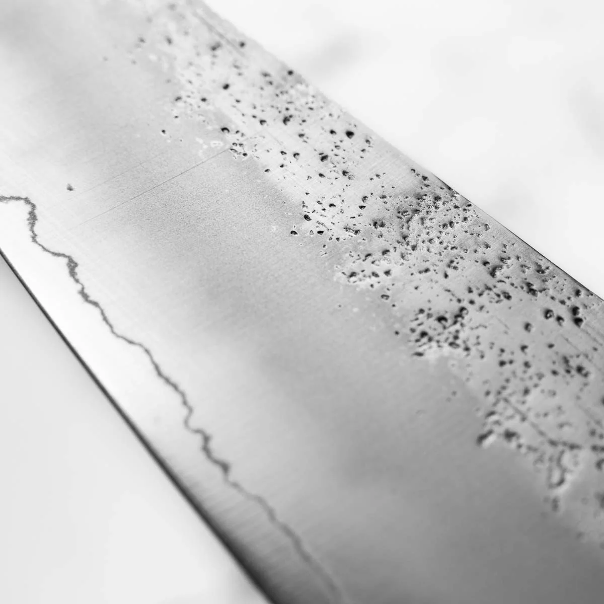 Hajimaru Ginsan Nashiji Ko Santoku 150mm - Mono Ebony - Image 5