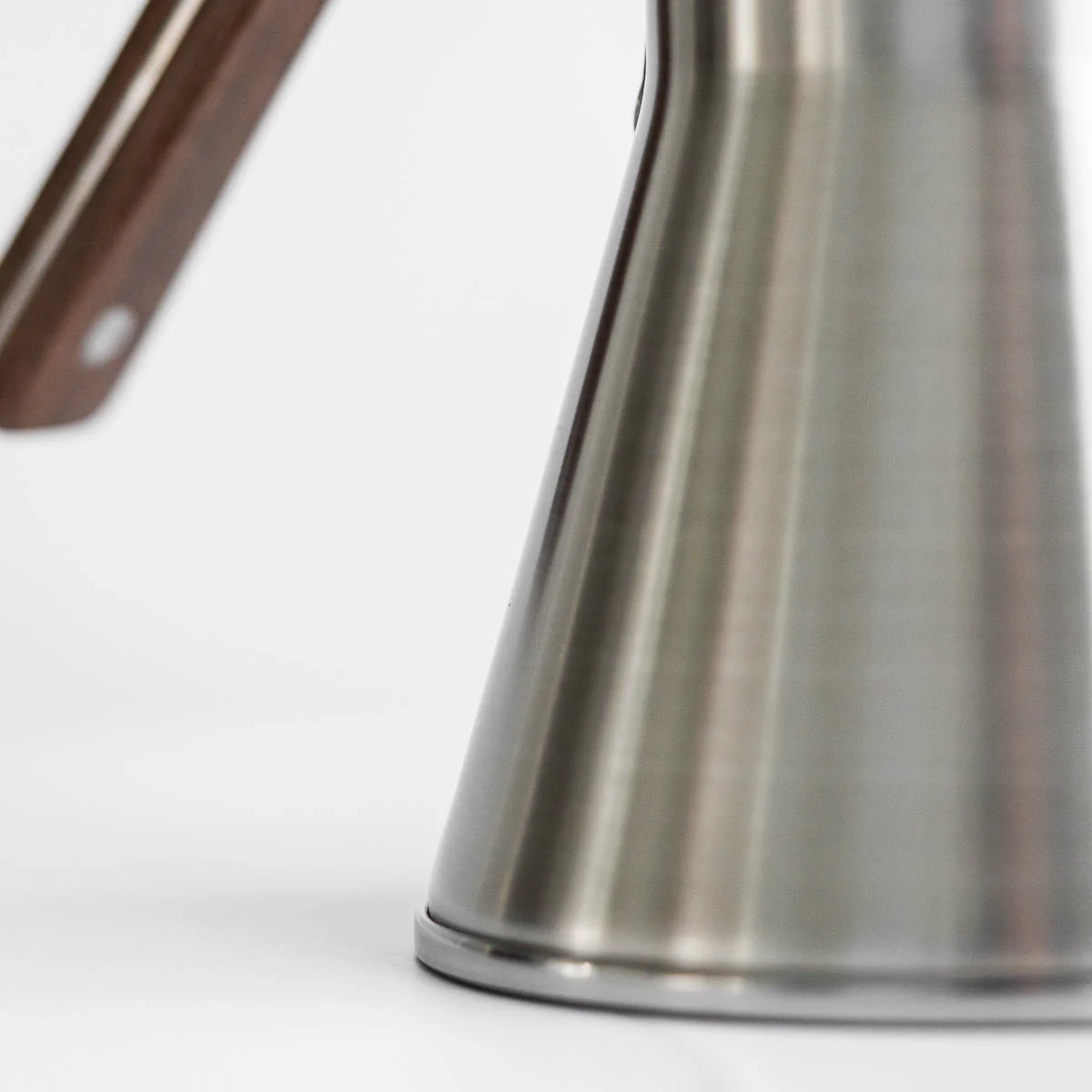 Hario V60 Drip Kettle - Wood - Image 3