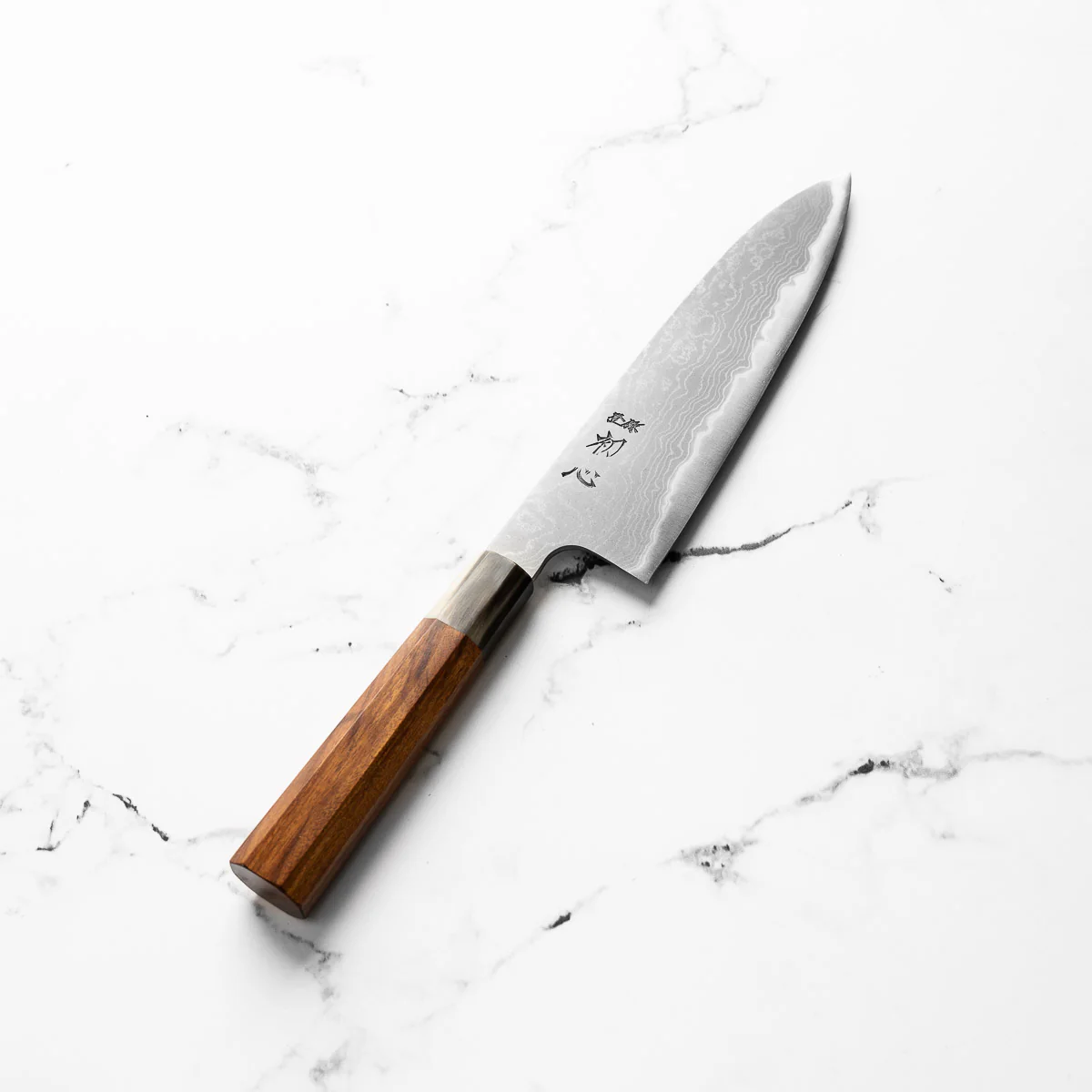 Hatsukokoro Blue 1 Damascus Santoku 180mm - Image 2