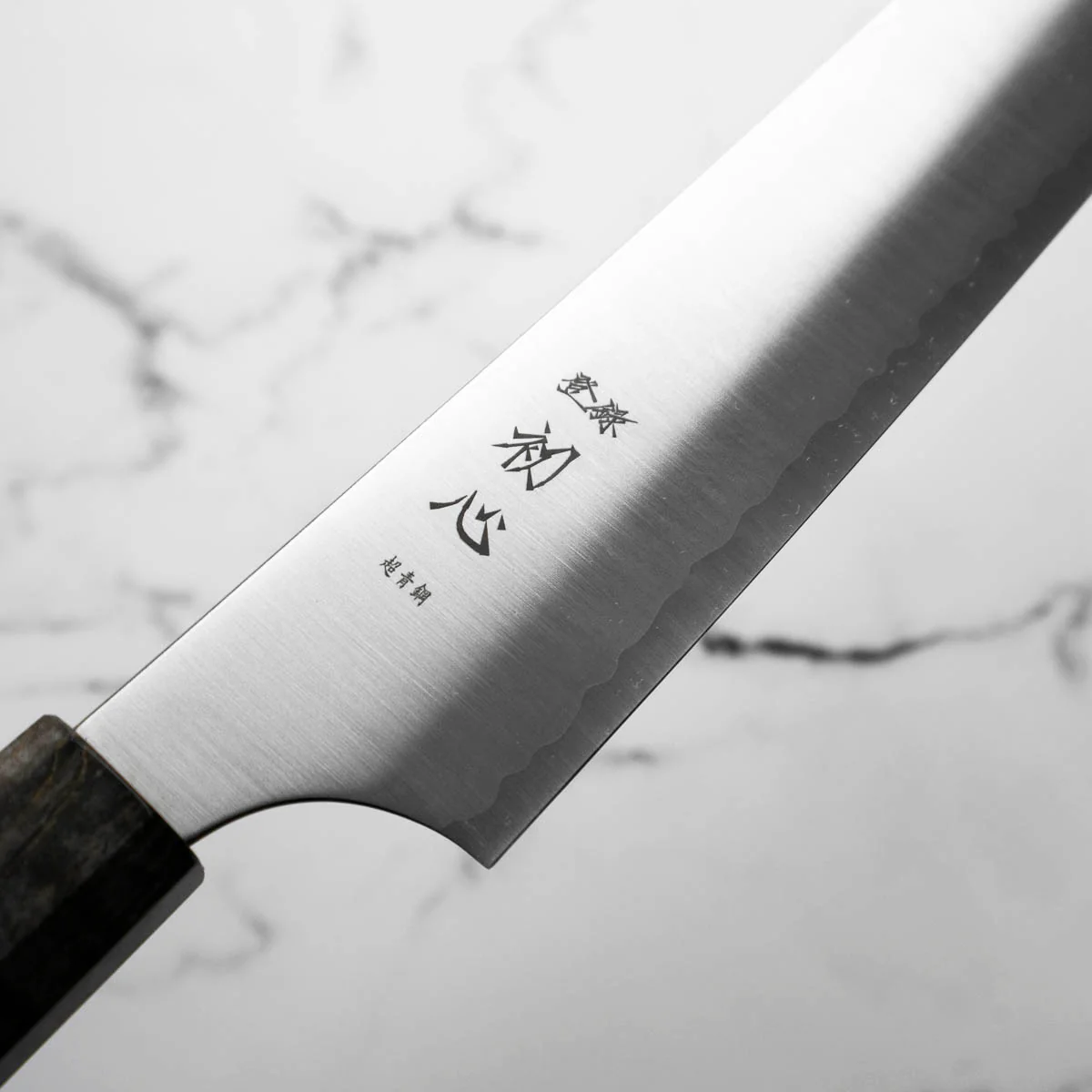 Hatsukokoro Hayabusa Blue Super Sujihiki 270mm - Image 5