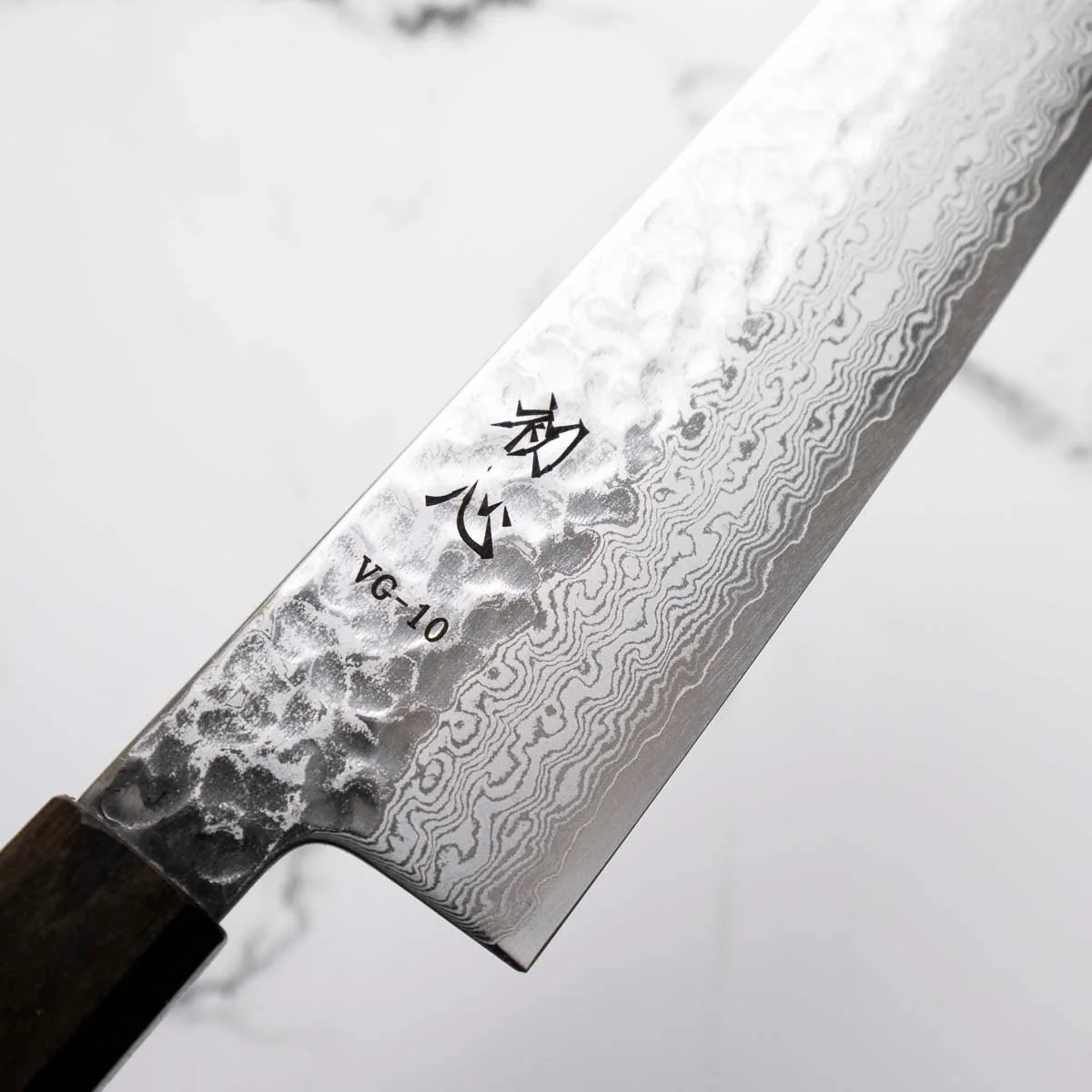 Hatsukokoro Hayabusa VG10 Damascus Tsuchime Santoku 180mm - Image 2