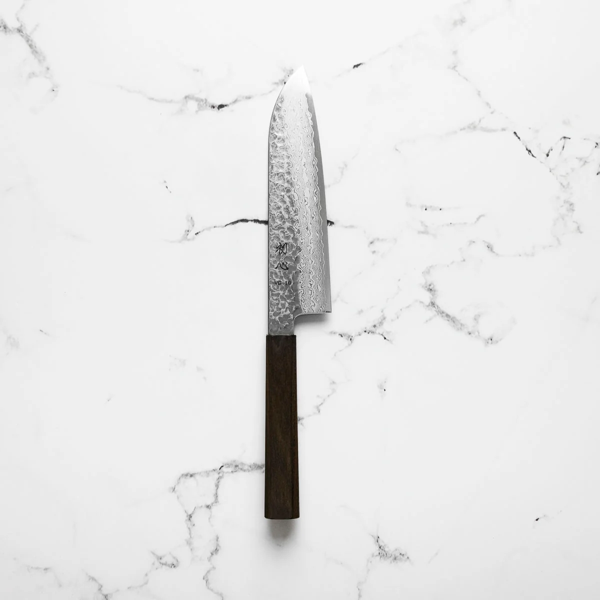 Hatsukokoro Hayabusa VG10 Damascus Tsuchime Santoku 180mm - Image 3