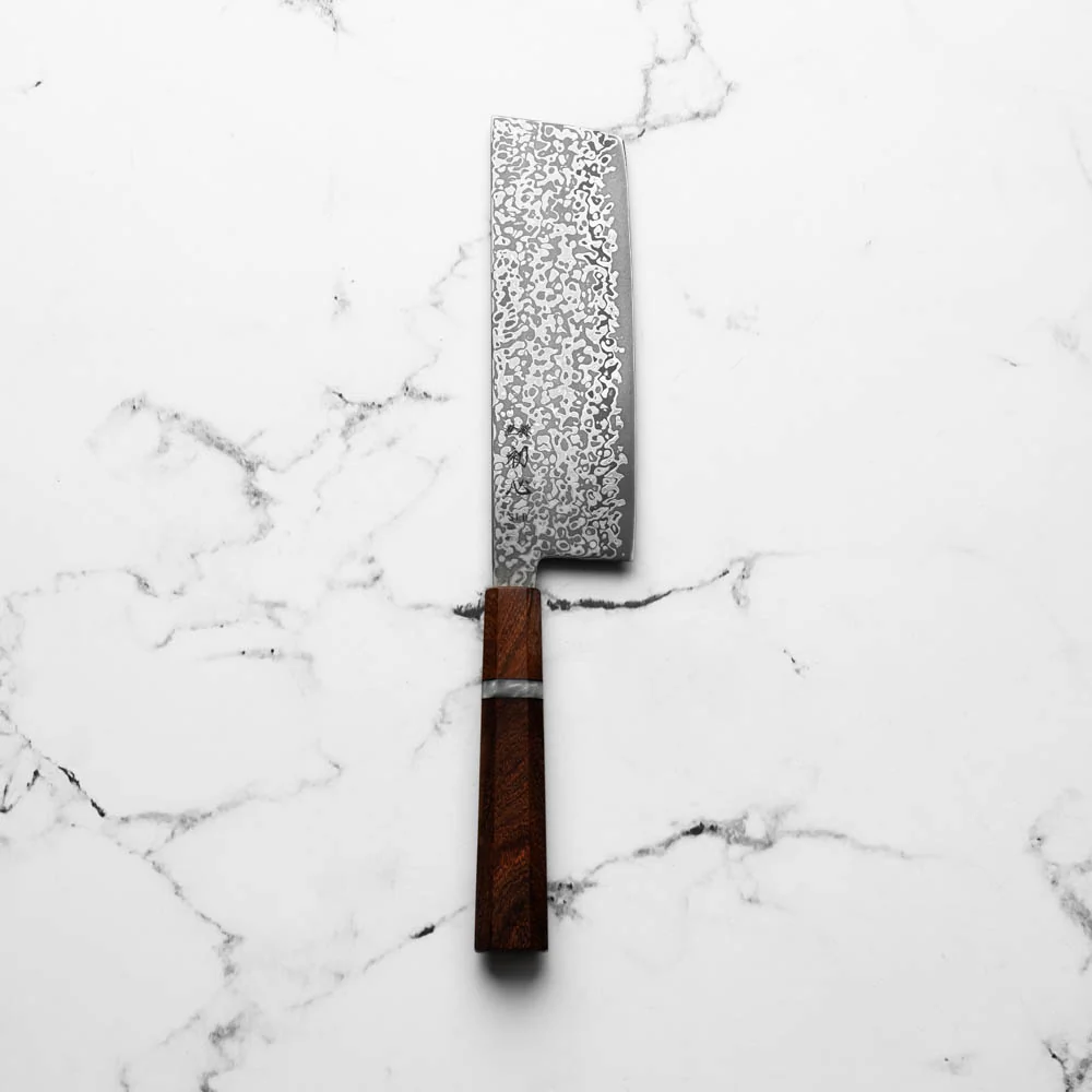 Hatsukokoro Hikari SLD Damascus Kurozome Nakiri 160mm - Sandalwood - Image 3