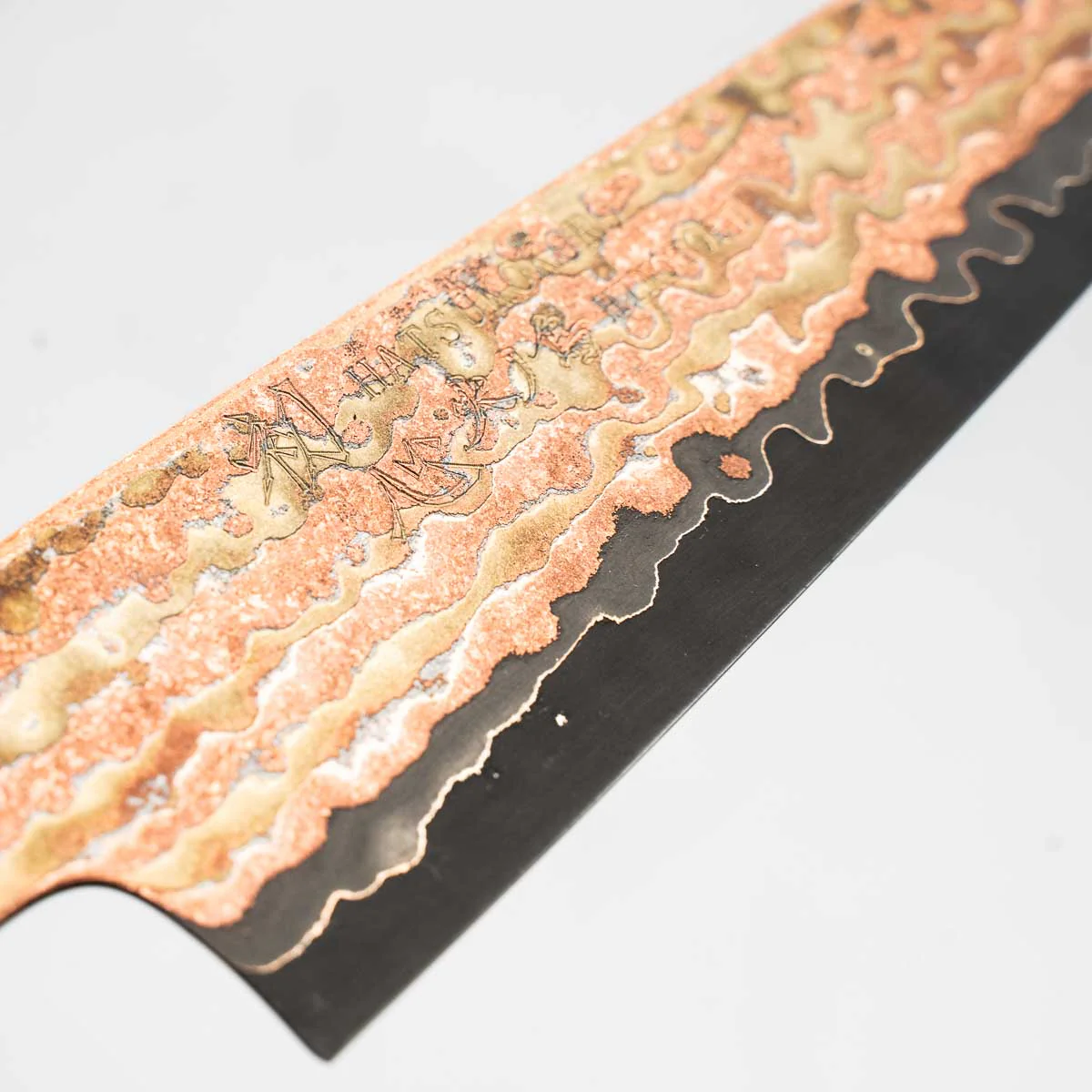 Hatsukokoro Hinotori V-Toku 2 Rainbow Damascus Petty 150mm - Dark Carbon Fibre - Image 5