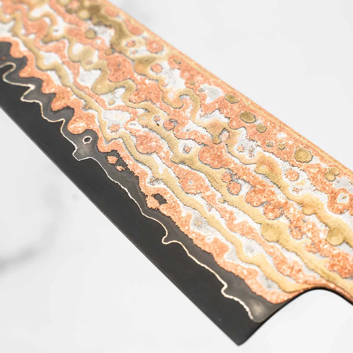 Hatsukokoro Hinotori V-Toku 2 Rainbow Damascus Petty 150mm - Dark Carbon Fibre - Image 6