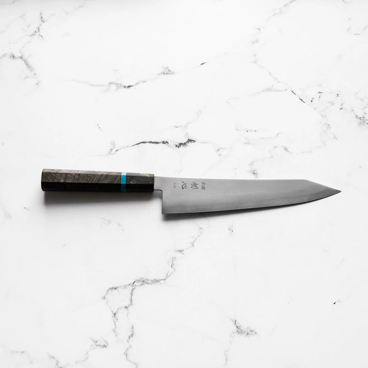 Hatsukokoro Kaijin Blue 2 Stainless Clad Kiritsuke Gyuto 210mm - Maple Turquoise - Image 4