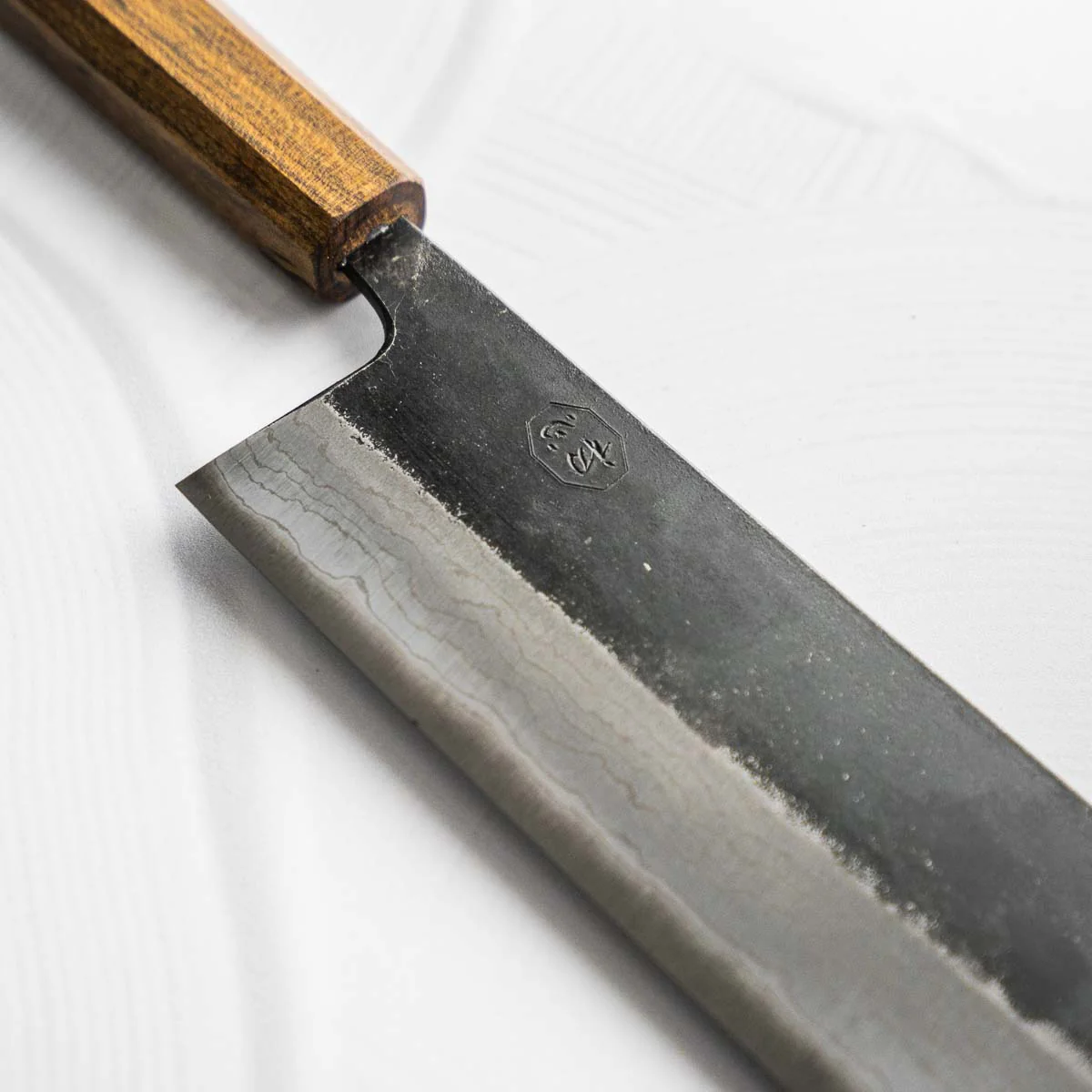 Hatsukokoro Kumokage Blue 2 Kurouchi Damascus Nakiri 165mm - Image 5