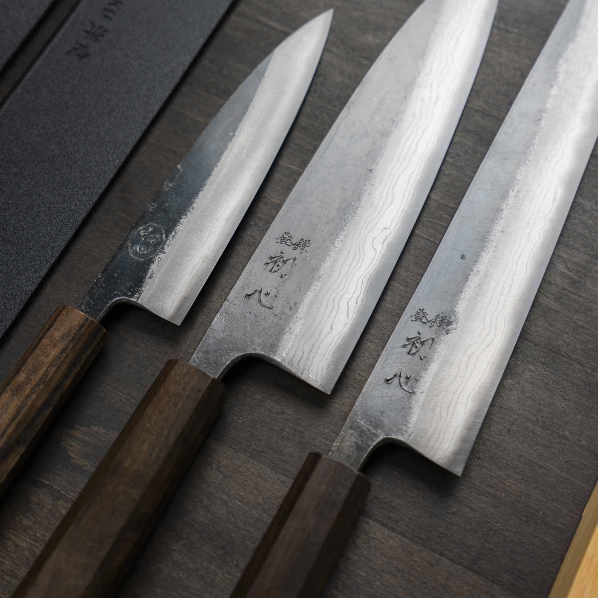 Hatsukokoro Kumokage Blue 2 - 3 Knife Set with Knife Roll - Image 7