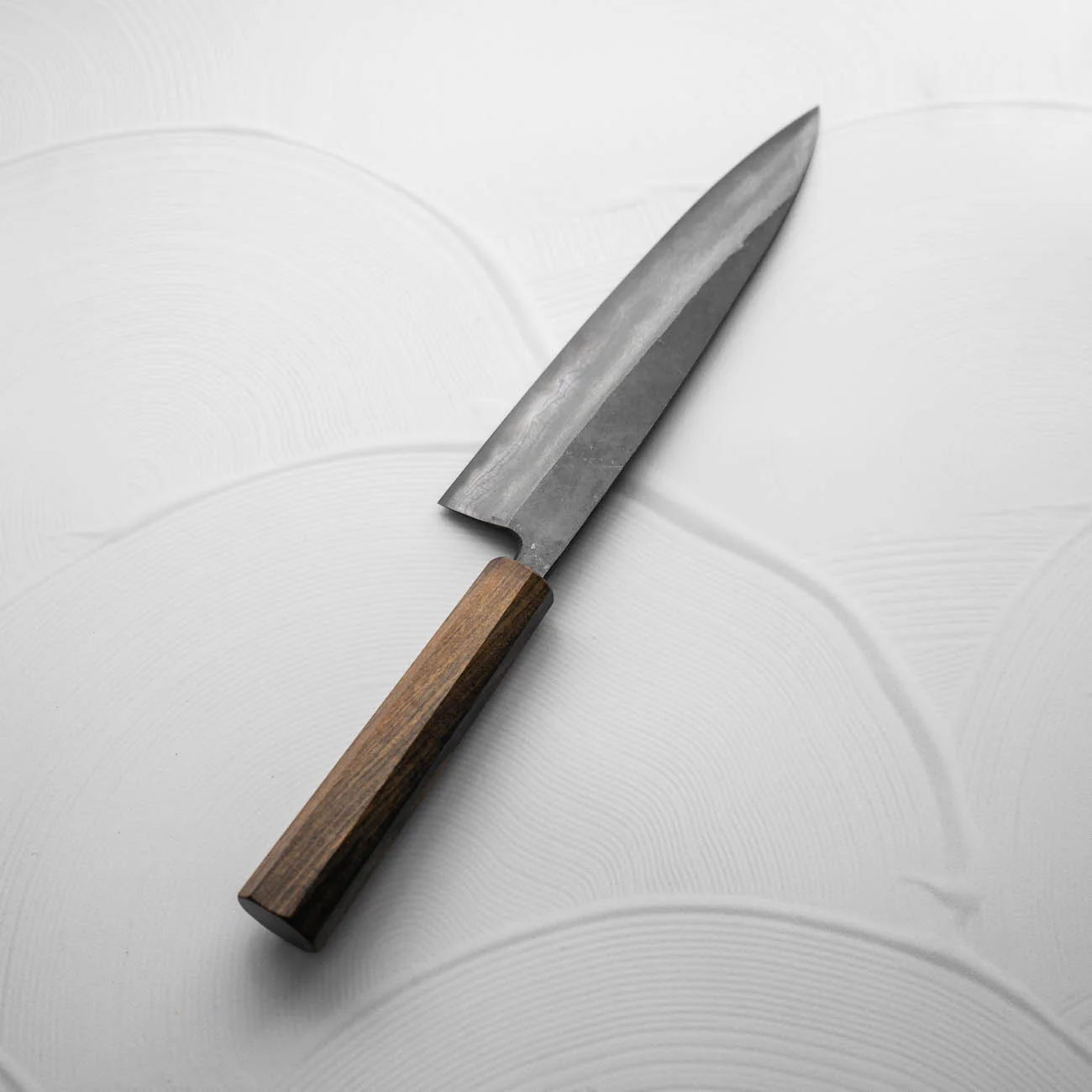 Hatsukokoro Kumokage Blue 2 Kurouchi Damascus Gyuto 240mm - Image 4