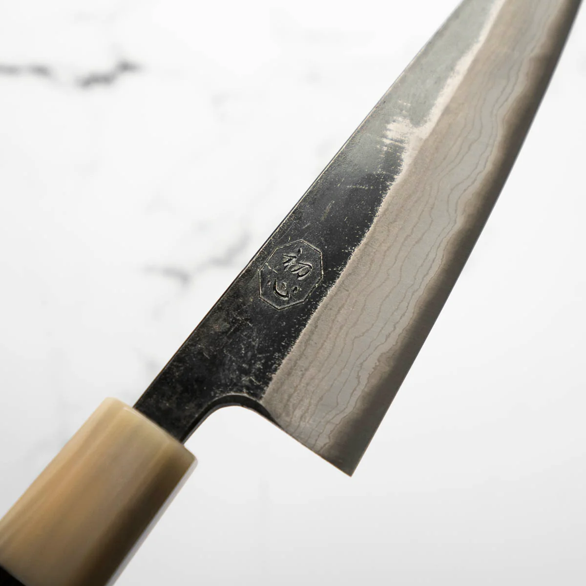 Hatsukokoro Kumokage Blue 2 Kurouchi Damascus Honesuki 150mm - Ebony & Blonde - Image 5