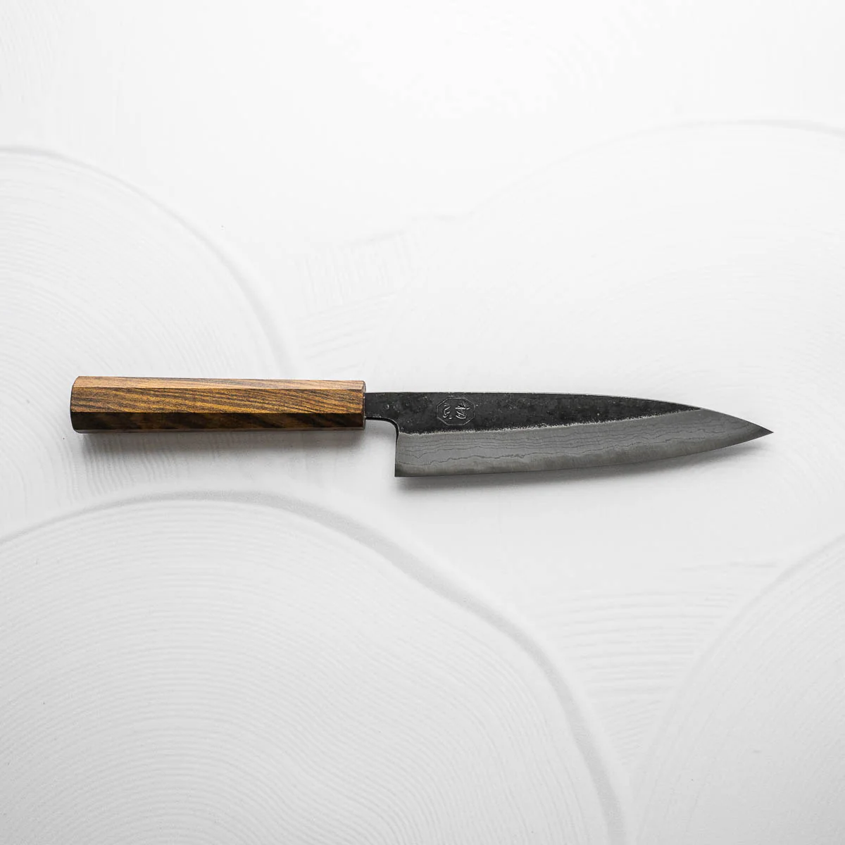 Hatsukokoro Kumokage Blue 2 Kurouchi Damascus Petty 150mm - Image 4