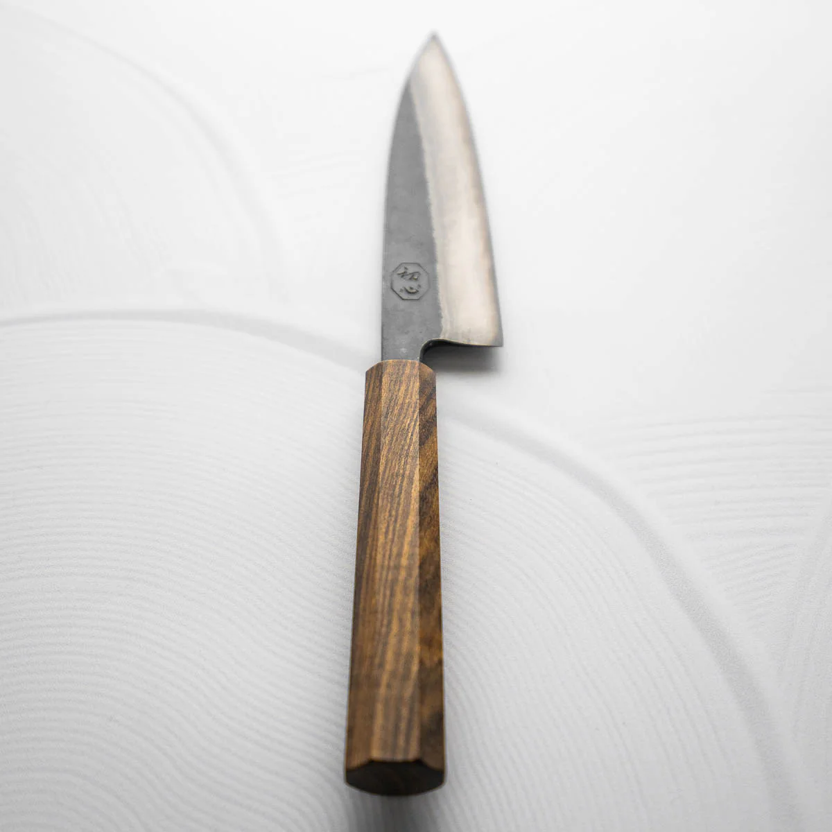 Hatsukokoro Kumokage Blue 2 Kurouchi Damascus Petty 150mm - Image 5