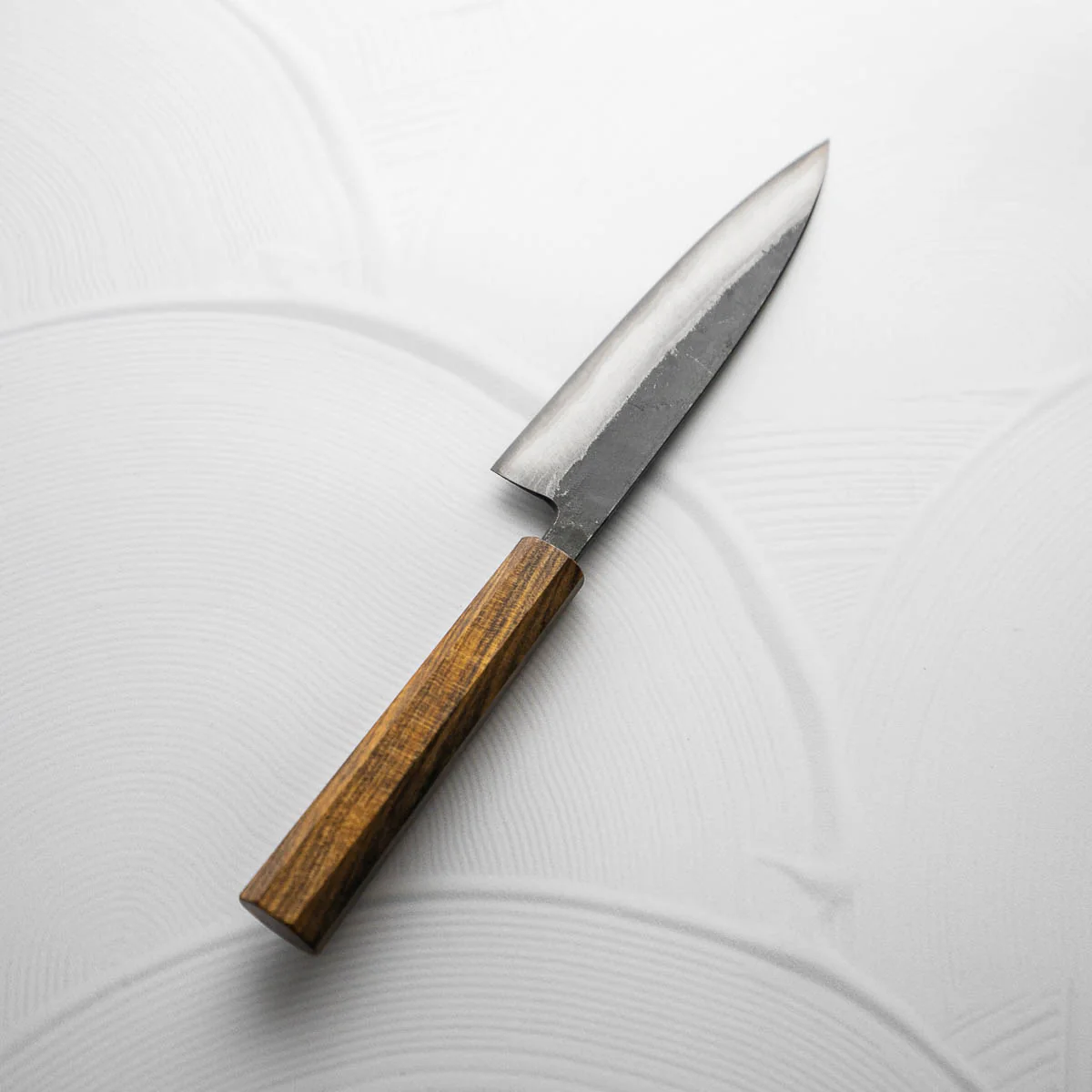 Hatsukokoro Kumokage Blue 2 Kurouchi Damascus Petty 150mm - Image 6