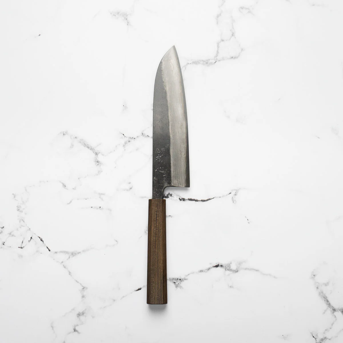 Hatsukokoro Kumokage Blue 2 Kurouchi Damascus Santoku 180mm - Image 3