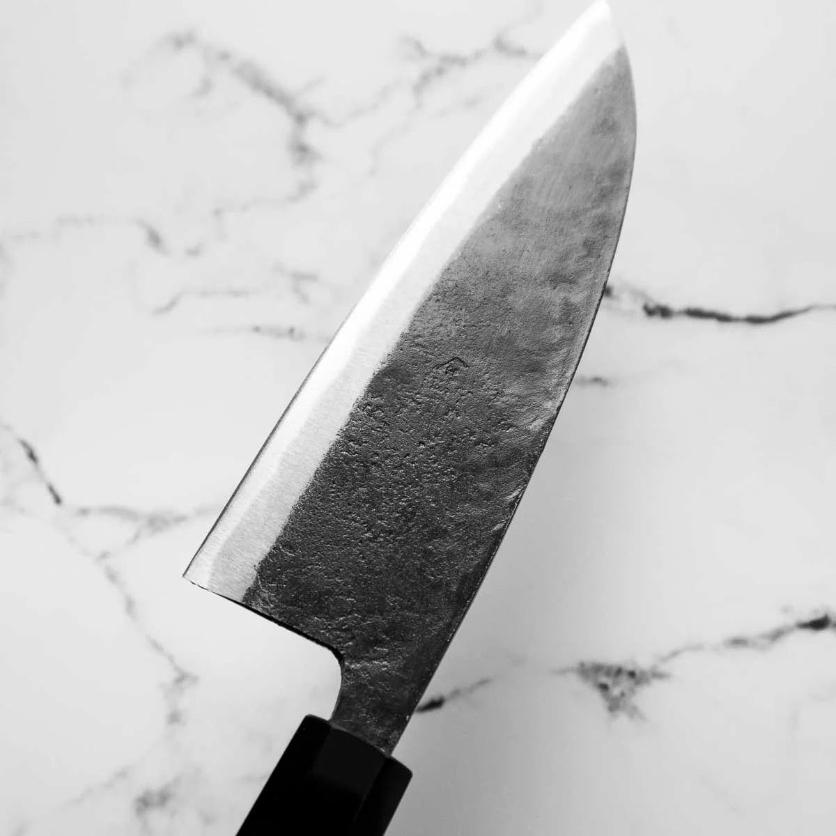 Hatsukokoro Kurokaze Blue 2 Kurouchi Double Bevel Deba 180mm - Image 6