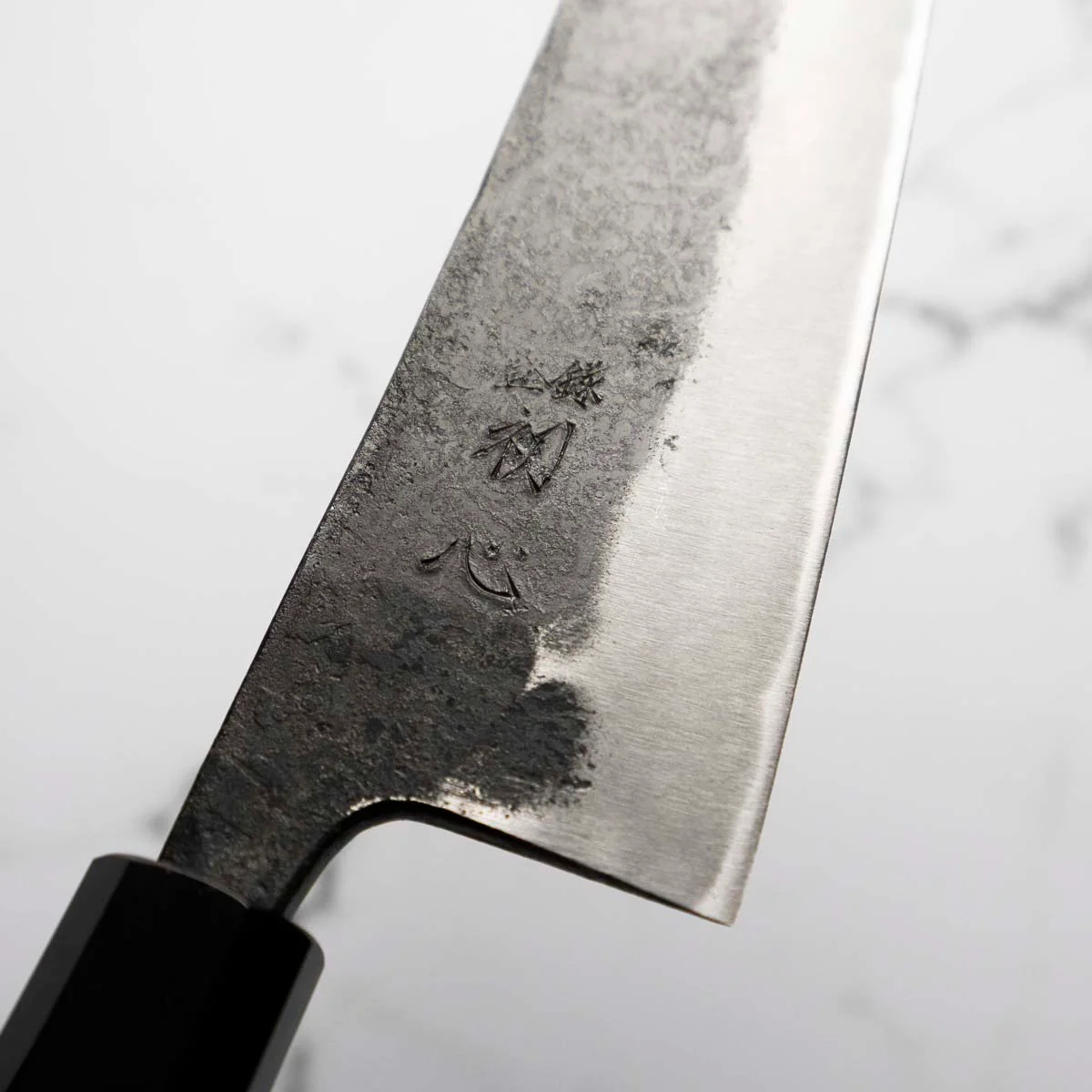 Hatsukokoro Kurokaze Blue 2 Kurouchi Double Bevel Kiritsuke Deba 165mm - Image 5