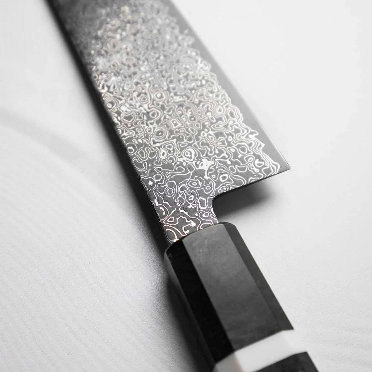 Hatsukokoro Saihyo SG2 Black Damascus Gyuto 210 - Maple - Image 4