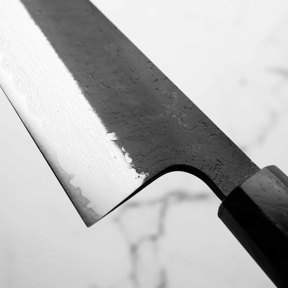 Hatsukokoro Shinkiro Blue Super Damascus Kurouchi Gyuto 210mm - Dark Carbon Fibre - Image 5