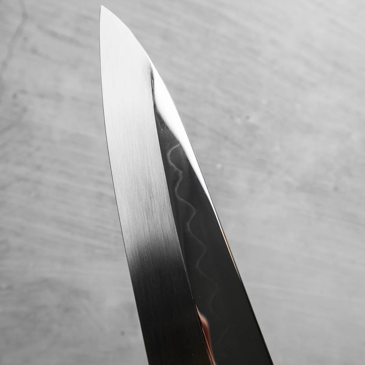 Hatsukokoro x Nakagawa White 3 Honyaki Mirror Finished Gyuto 210mm - Ebony & Blonde - Image 5