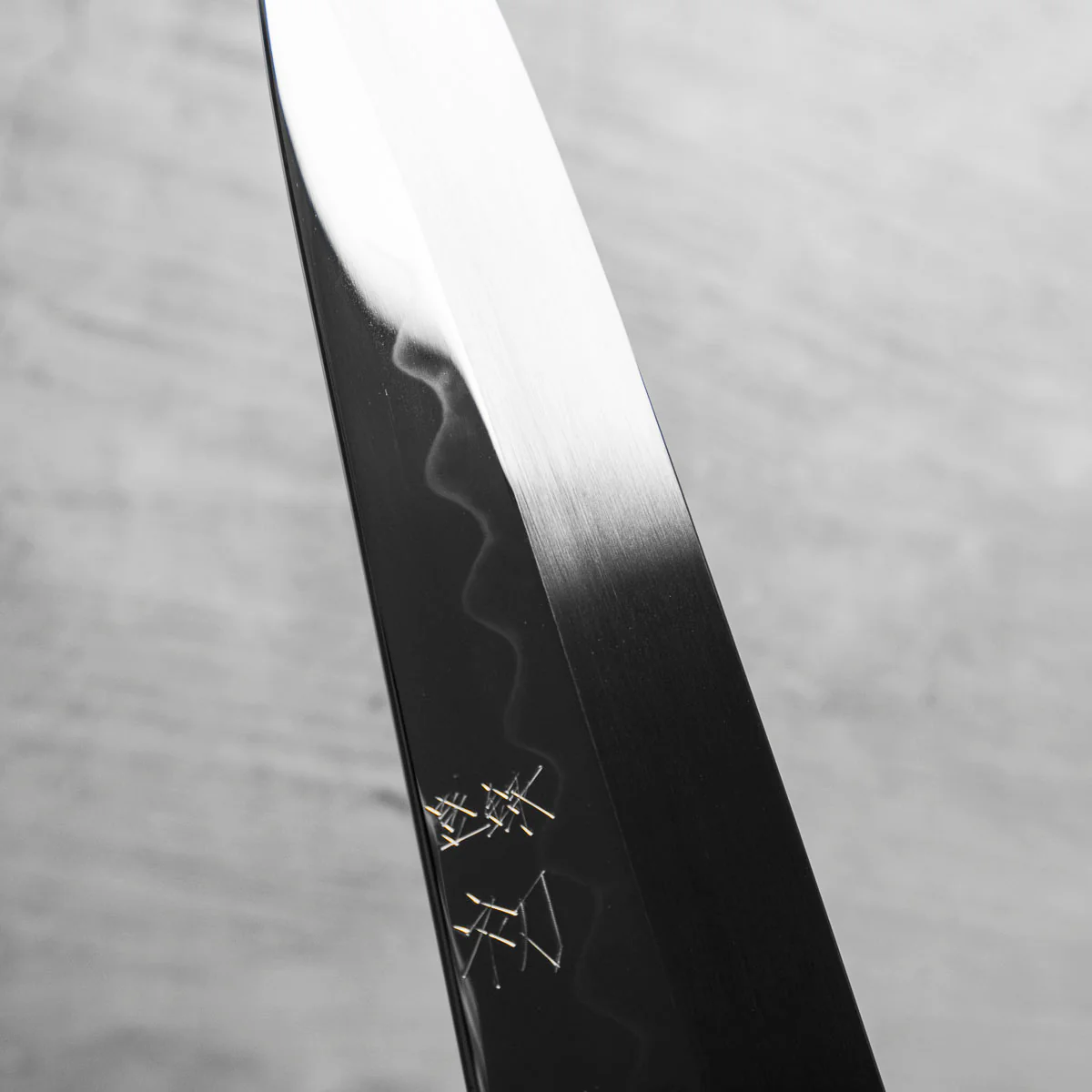 Hatsukokoro x Nakagawa White 3 Honyaki Mirror Finished Gyuto 210mm - Ebony & Blonde - Image 8