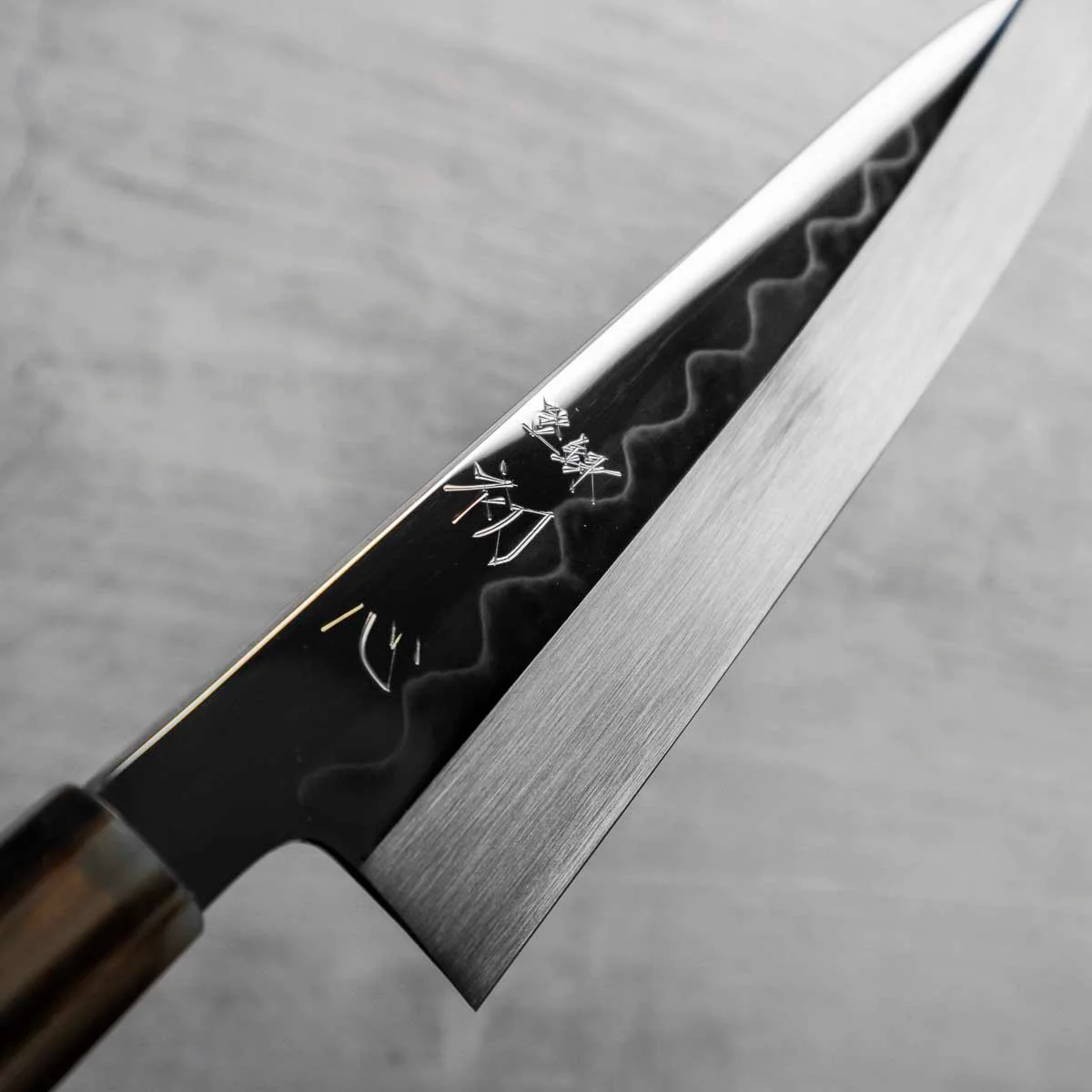 Hatsukokoro x Nakagawa White 3 Honyaki Mirror Finished Gyuto 210mm - Ebony & Blonde - Image 9