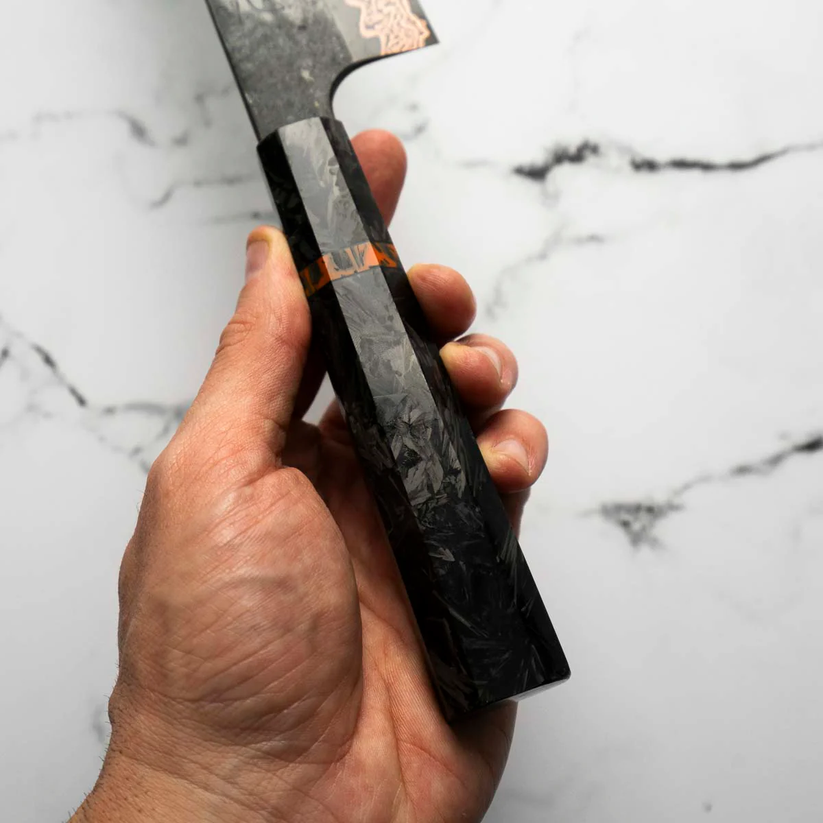 Hatsukokoro Yorokobi Kurouchi SLD Damascus Gyuto 210mm - Carbon Fibre - Image 4