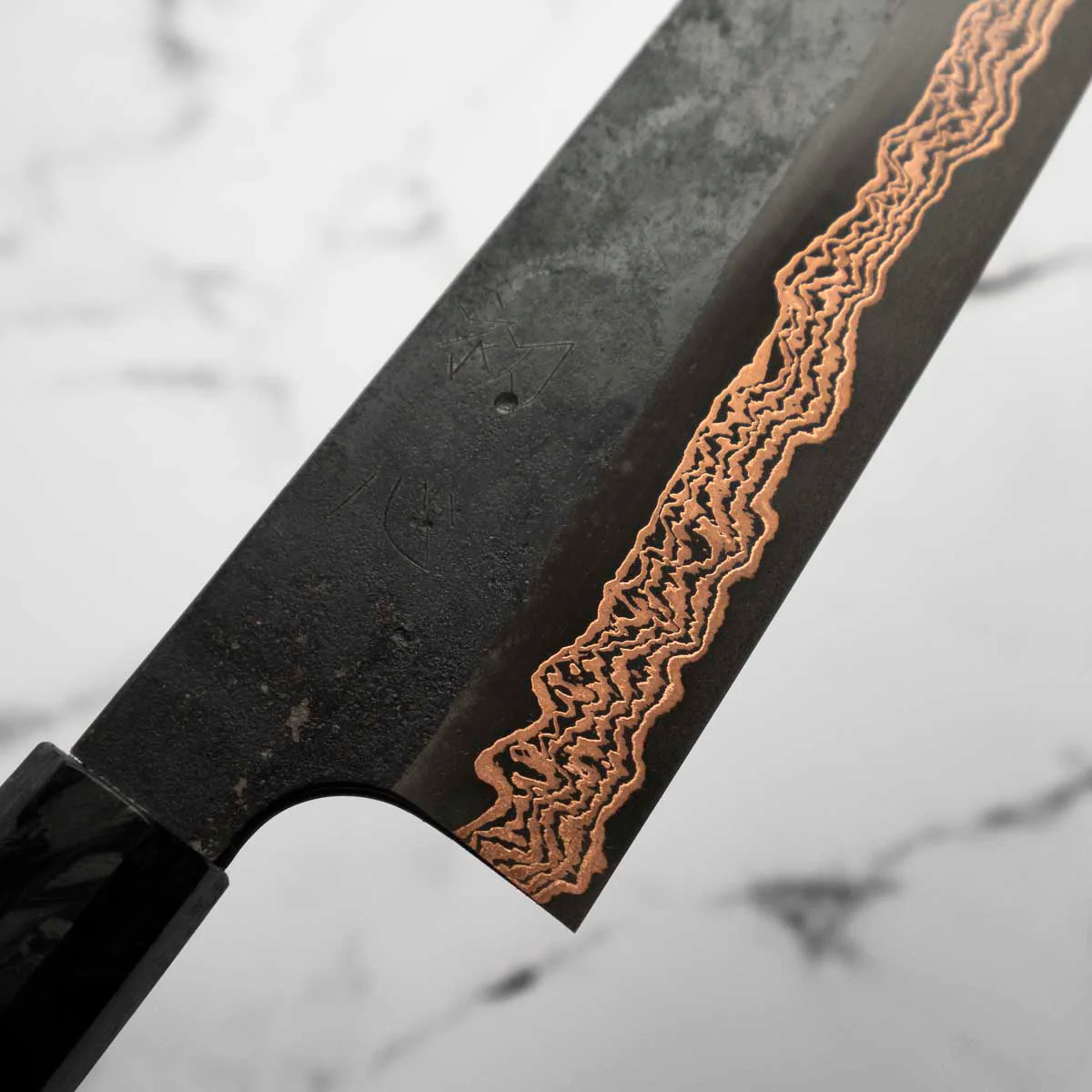 Hatsukokoro Yorokobi Kurouchi SLD Damascus Gyuto 210mm - Carbon Fibre - Image 7