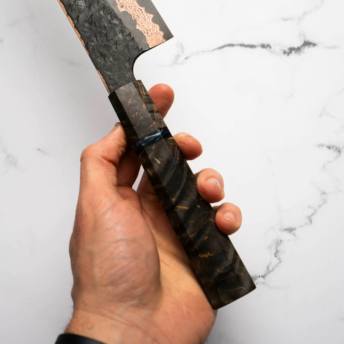 Hatsukokoro Yorokobi Kurouchi SLD Damascus Tsuchime Kiritsuke Gyuto 240mm - Dark Maple - Image 8