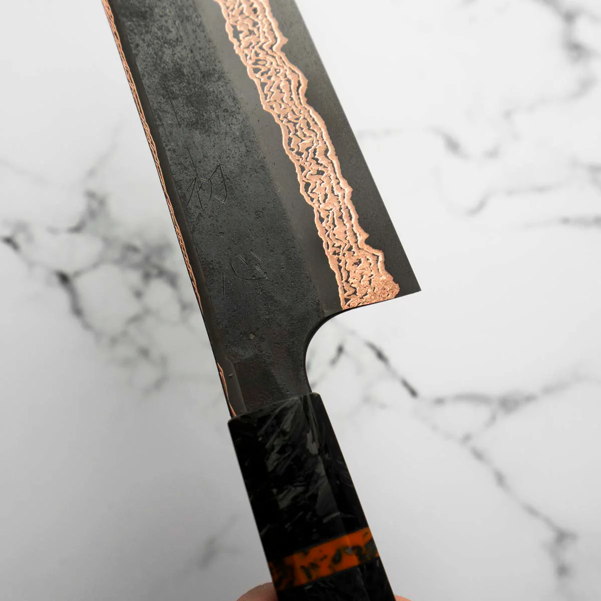 Hatsukokoro Yorokobi SLD Kurouchi Damascus Bunka 180mm - Carbon Fibre - Image 8