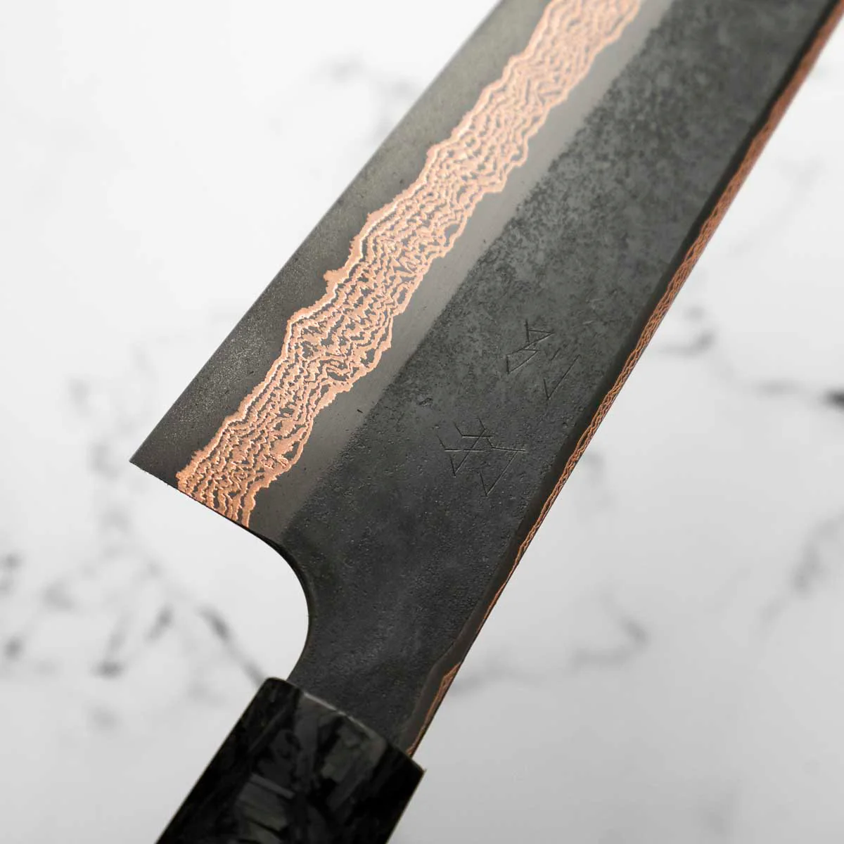 Hatsukokoro Yorokobi SLD Kurouchi Damascus Kiritsuke 240mm - Carbon Fibre - Image 6