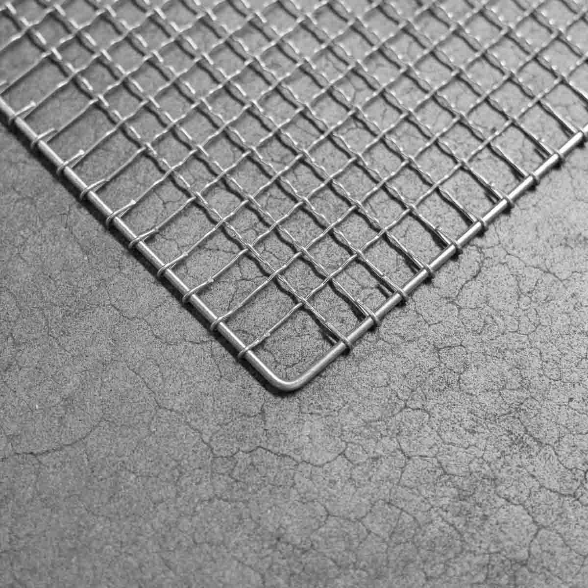 Kinka Okunoto Hibachi Grill Net - Small 27cm x 20cm - Image 2