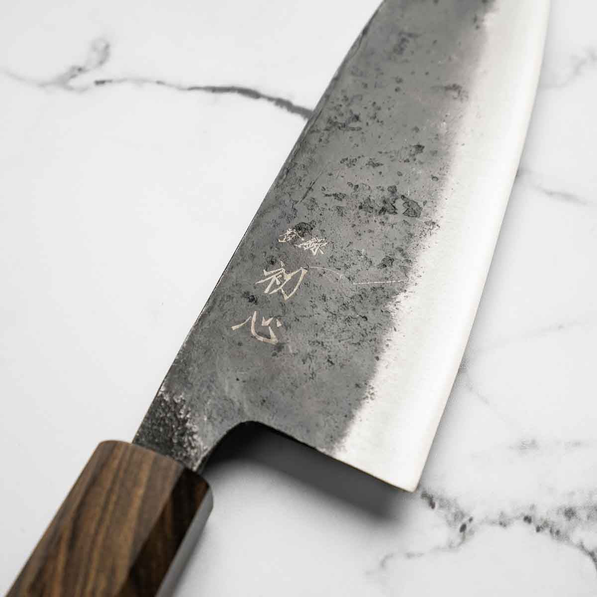 Hatsukokoro Kurogane Blue 2 Santoku 165mm - Image 4