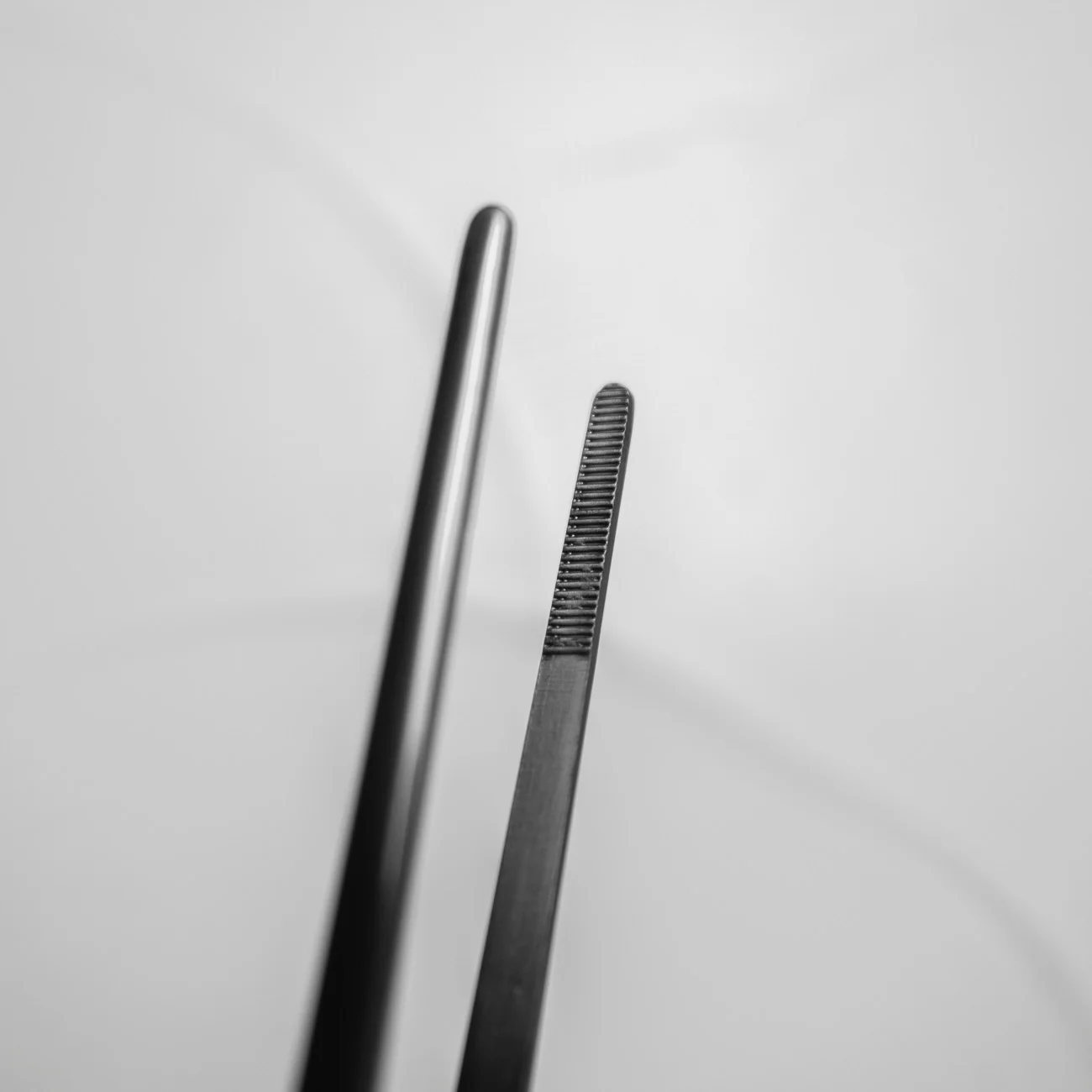Long Plating Tweezer 30cm - Black - Image 3