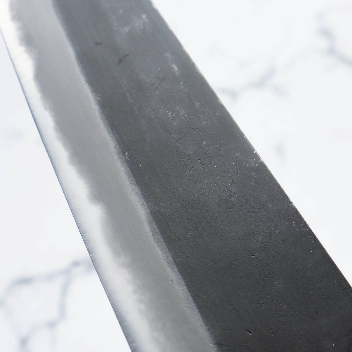 Mutsumi Hinoura Ajikataya White 2 Gyuto 210mm - Rosewood / Black Horn - Image 6