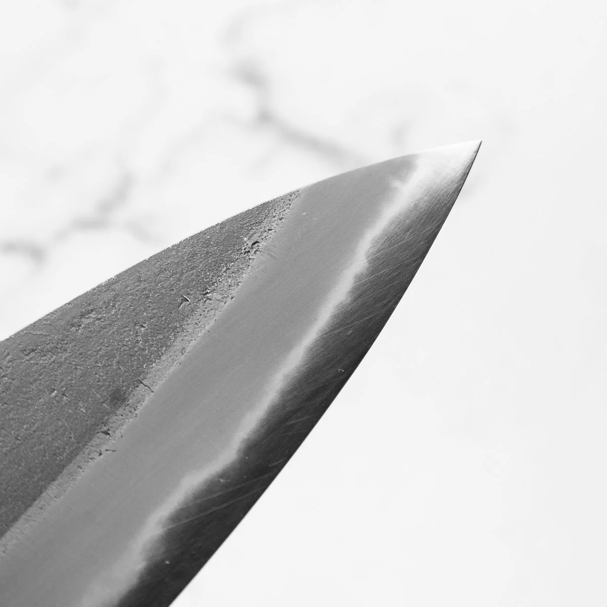 Mutsumi Hinoura Ajikataya White 2 Gyuto 210mm - Rosewood / Ebony Ferrule (White Ring) - Image 8