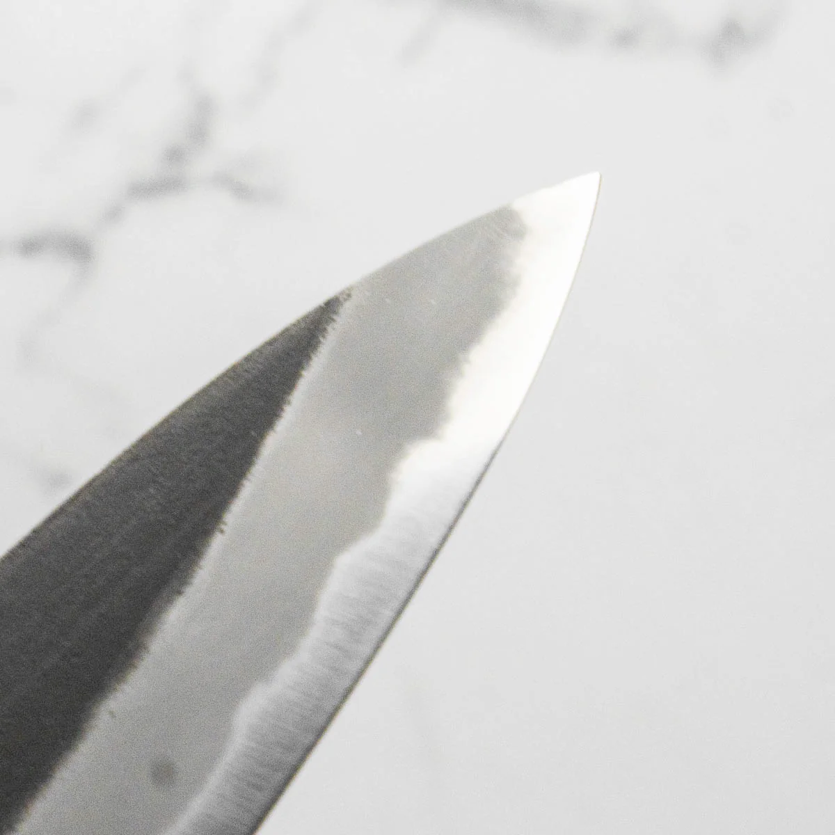 Mutsumi Hinoura Ajikataya White 2 Petty 135mm - Resin (Red) - Image 8