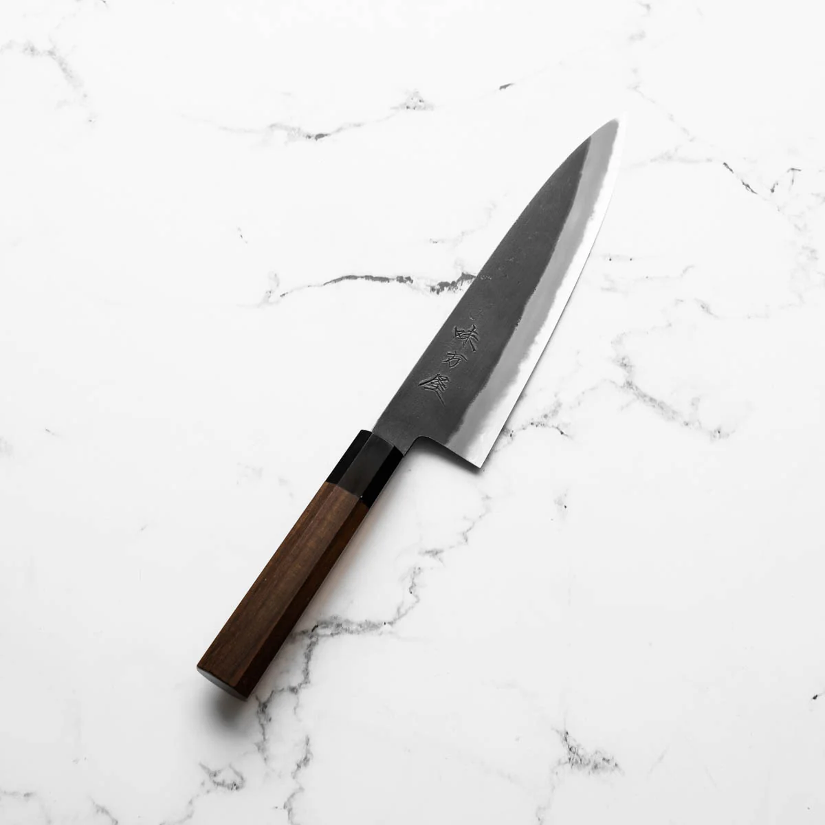 Mutsumi Hinoura Ajikataya White 2 Gyuto 210mm - Rosewood & Black Horn - Image 2