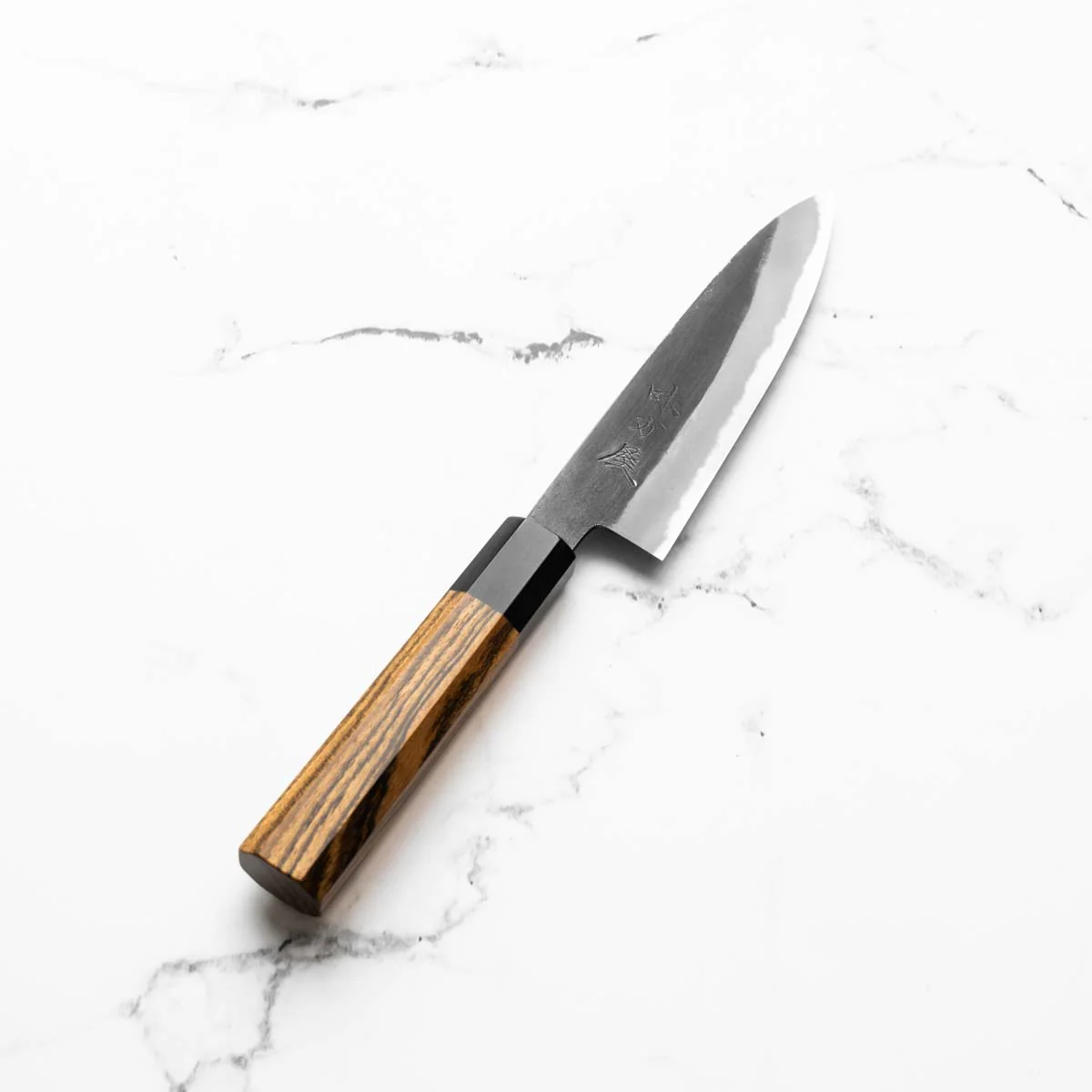 Mutsumi Hinoura Ajikataya White 2 Petty 135mm - Bocote & Black Horn - Image 2