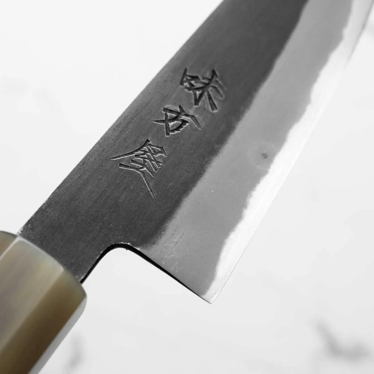 Mutsumi Hinoura Ajikataya White 2 Petty 135mm - Ebony & Blonde - Image 5