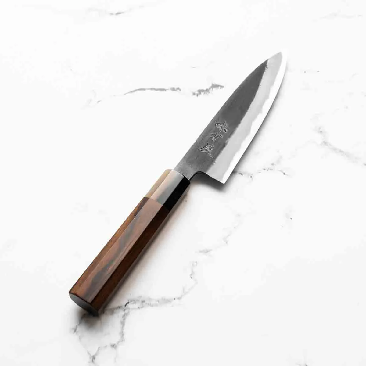 Mutsumi Hinoura Ajikataya White 2 Petty 135mm - Rosewood & Blonde - Image 2