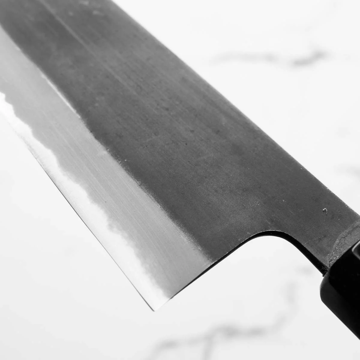 Mutsumi Hinoura Ajikataya White 2 Santoku 165mm - Rosewood & Black Horn - Image 6