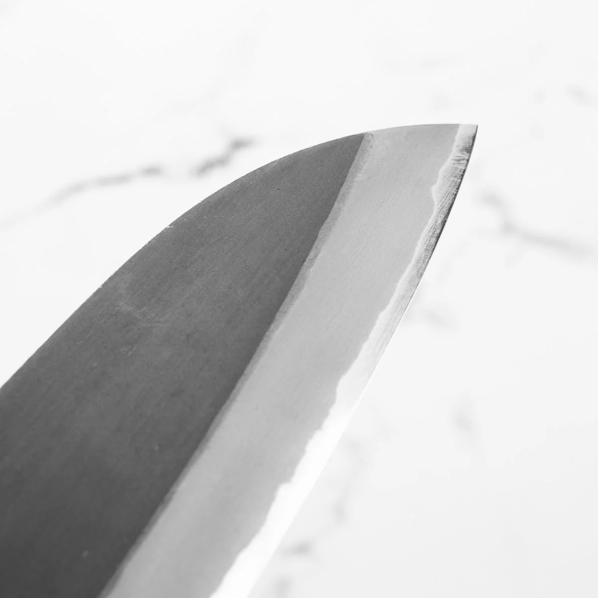 Mutsumi Hinoura Ajikataya White 2 Santoku 165mm - Rosewood & Black Horn - Image 7