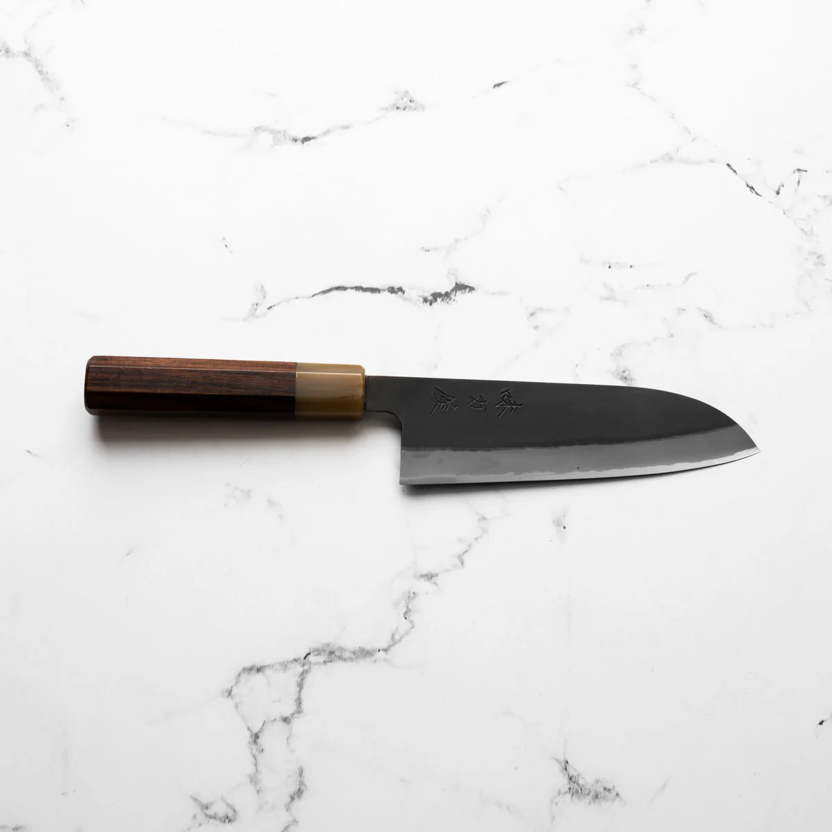 Mutsumi Hinoura Ajikataya White 2 Santoku 165mm - Rosewood & Blonde - Image 4