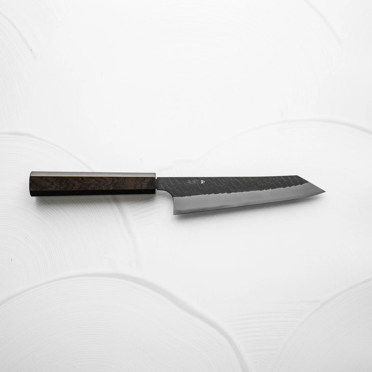Nigara Hamono SG2 Kurouchi Tsuchime Honesuki 150mm - Ebony - Image 7